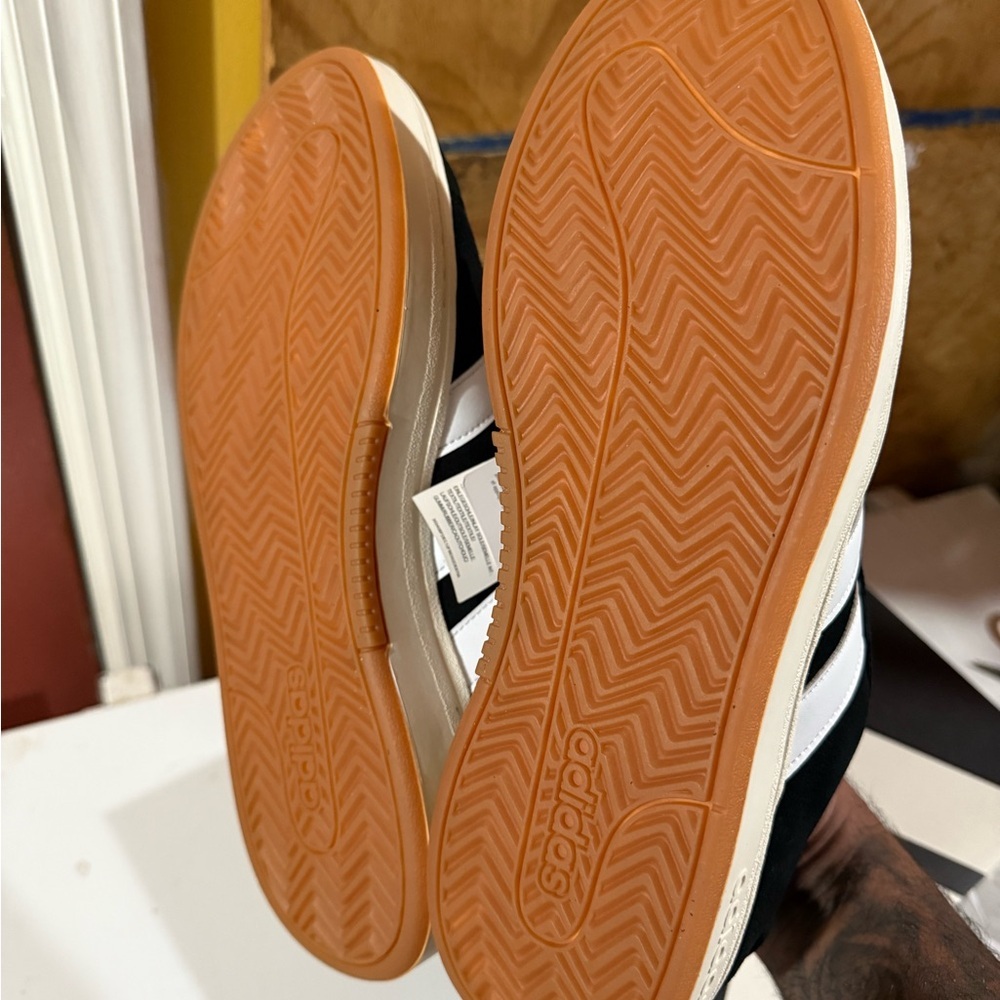 Adidas Men's Grand Court Sneakers - Picture 7 of 8